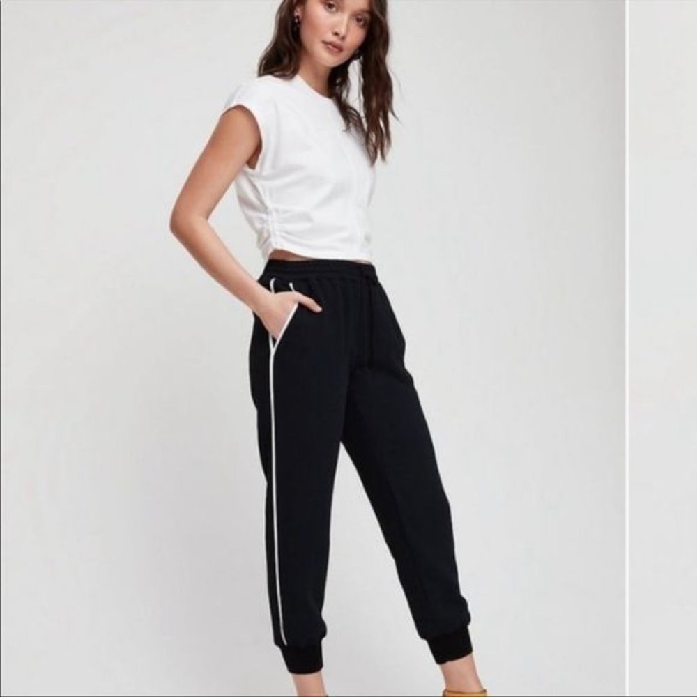 Aritzia?Wilfred?Free Black Buffon Jogger Pants with side stripe Sz XXS
